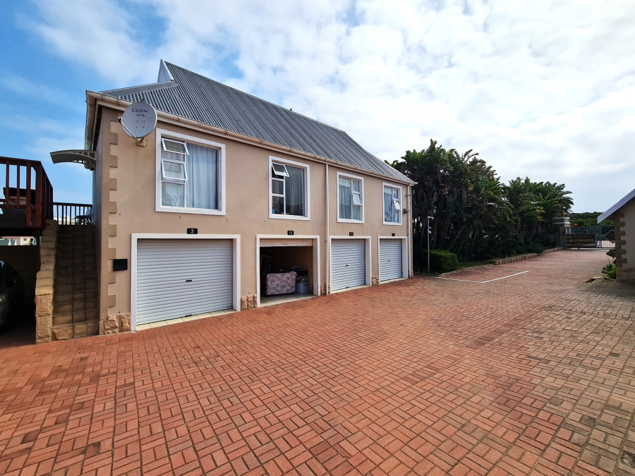 2 Bedroom Property for Sale in Marina Martinique Eastern Cape
